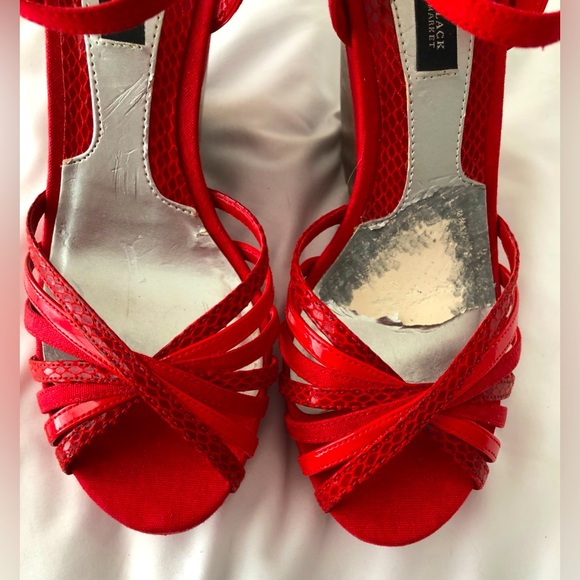 WHBM Gorgeous red strappy snakeskin platform wedges, worn 1x. - Picture 9 of 13
